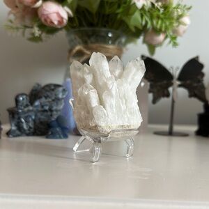 Clear Quartz Raw Specimen with Snowlike Features